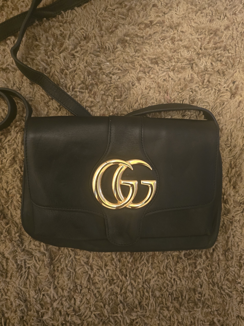 Gucci Vintage Black Leather Crossbody Bag AUTHENTIC.. EUC!
